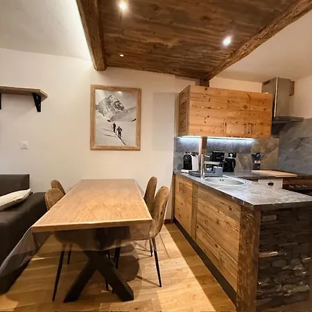 Le 1974 Apartamento