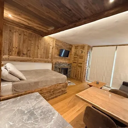 Le 1974 Apartamento *